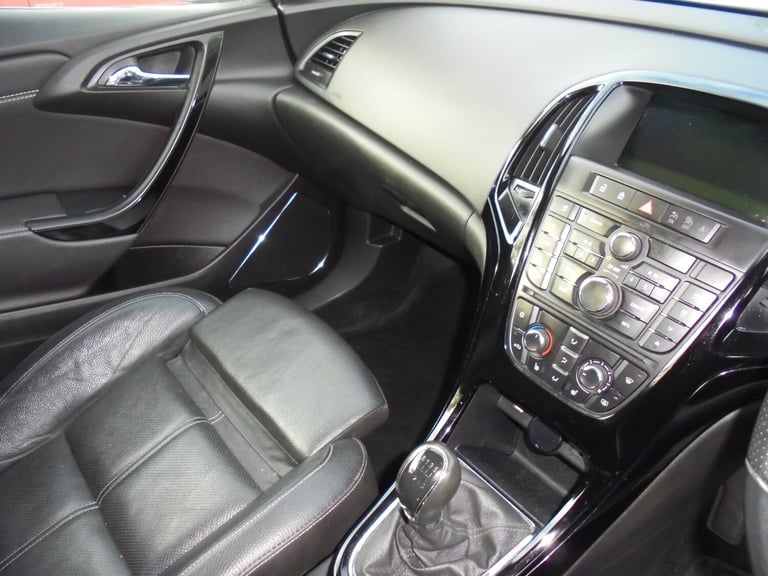 2018 Vauxhall Astra GTC 1.4T 16V SRi 3dr HATCHBACK Petrol Manual