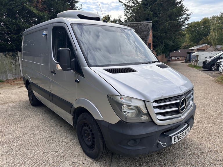2016 Mercedes-Benz Sprinter 2.1 211 CDi SWB FRIDGE/FREEZER - ENGINE FAULT Refrigerated Van Diesel...