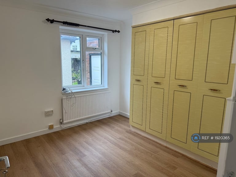 3 bedroom house in Bagley Close, West Drayton, UB7 (3 bed) (#1920365)