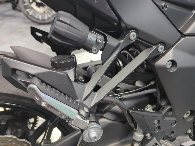 2018 KAWASAKI Z1000SX