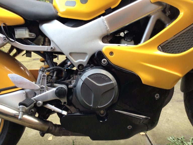 Honda, VTR, 1998, 996 (cc)