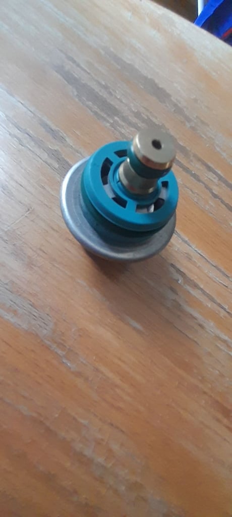 Renault Clio 0.9 Tce Some Parts