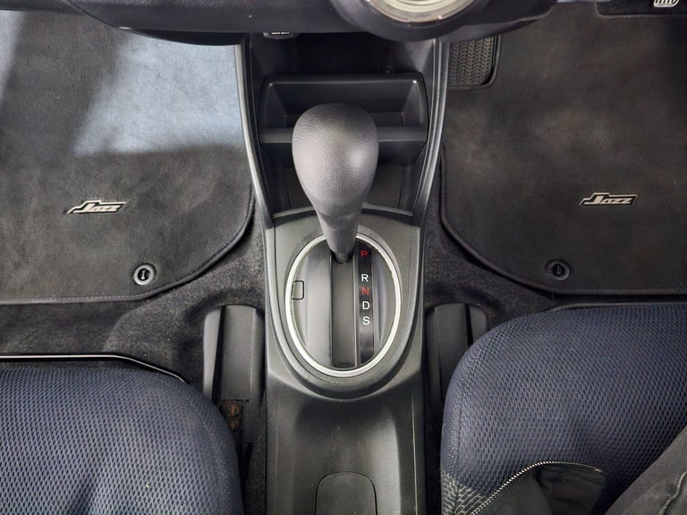 2011 Honda Jazz 1.4 i-VTEC ES CVT Euro 5 5dr HATCHBACK Petrol Automatic