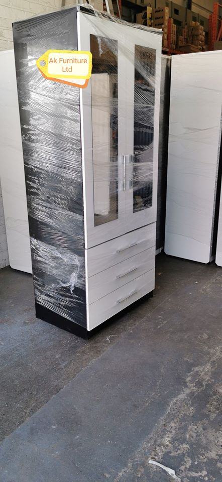 🔥Modern Bedroom Furniture🔥Brand New Lovely Wardrobes with Chest drawers and bedsides For Sale🔥