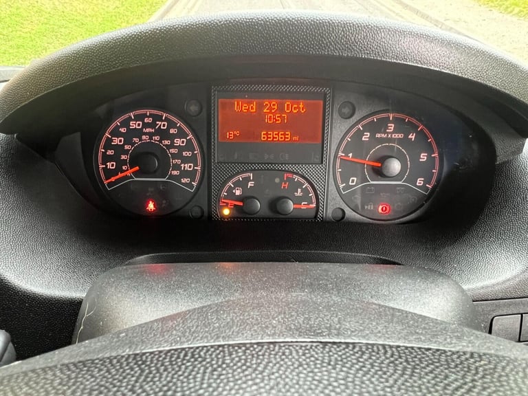 2022 Peugeot Boxer 2.2 BlueHDi 335 S Platform Cab L3 Euro 6 (s/s) 2dr Luton Diesel Manual