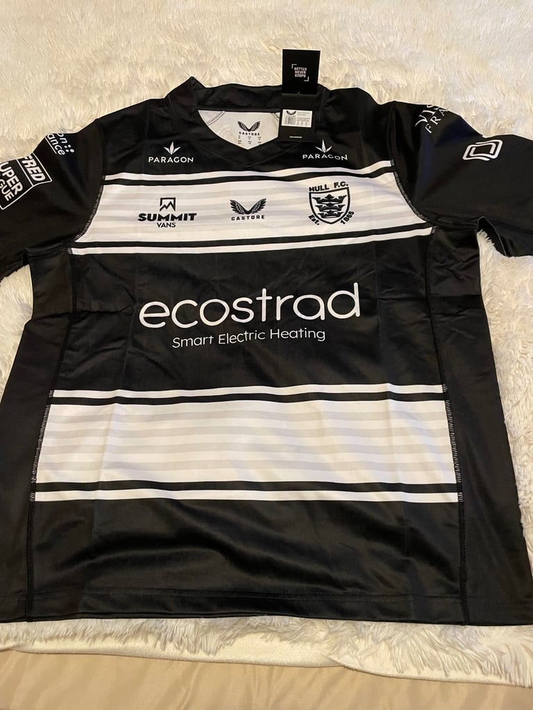 image for Hull fc 2024 shirts in Xl or Large BNWT (20 pounds each)