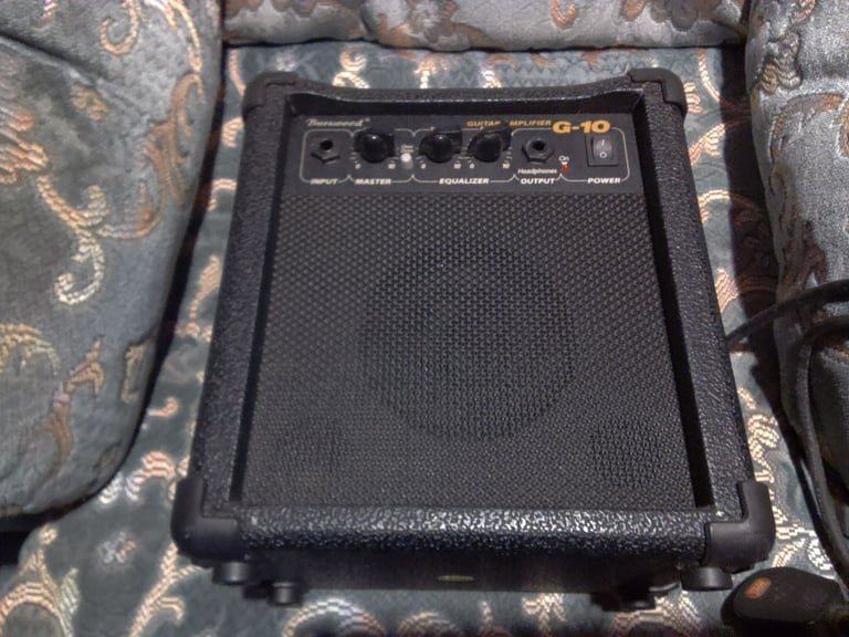 image for BURSWOOD G10 GUITAR AMPLIFIER IN VERY GOOD CONDITION.