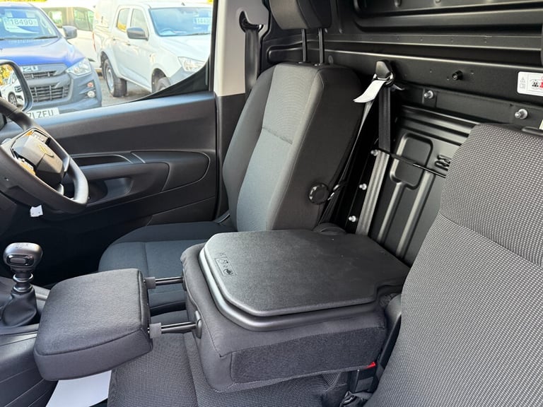 2025 Citroen Berlingo 1.5 BlueHDi 100ps Van Enterprise Plus PANEL VAN DIESEL Manual