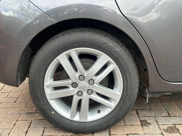 2011 Toyota Verso 1.33 Dual VVT-i T Spirit Euro 5 5dr MPV Petrol Manual