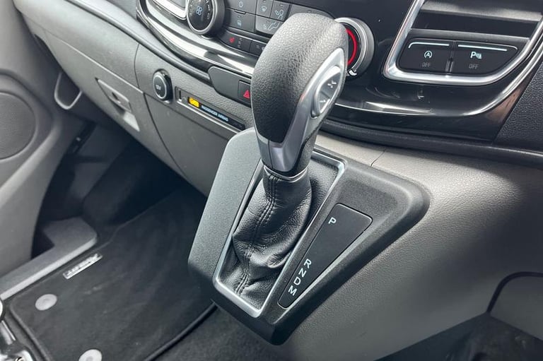 2019 Ford Transit Custom 2.0 EcoBlue 170ps Low Roof D/Cab Limited Van Auto PANEL VAN DIESEL Autom...