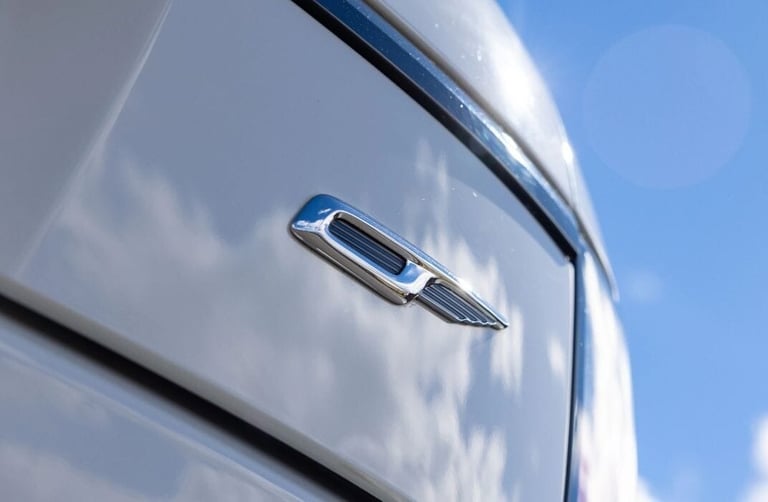 RANGE ROVER VOGUE AUTOBIOGRAPHY 4.4 SDV8 GENUINE OVERFINCH LOW MILES ONE OWNER 