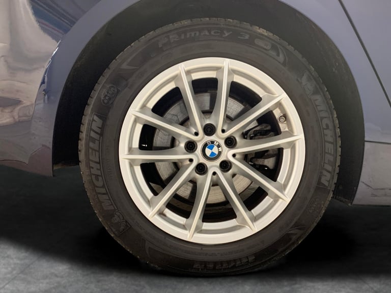 2021 BMW 5 Series 2.0 520d MHT SE Saloon 4dr Diesel Hybrid Steptronic Euro 6 (s/s) (190 ps) - Sal...