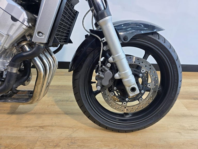 Yamaha FZ6 Fazer 600 Black 2004 - Crash Bobbins, Underseat Exhausts, 
