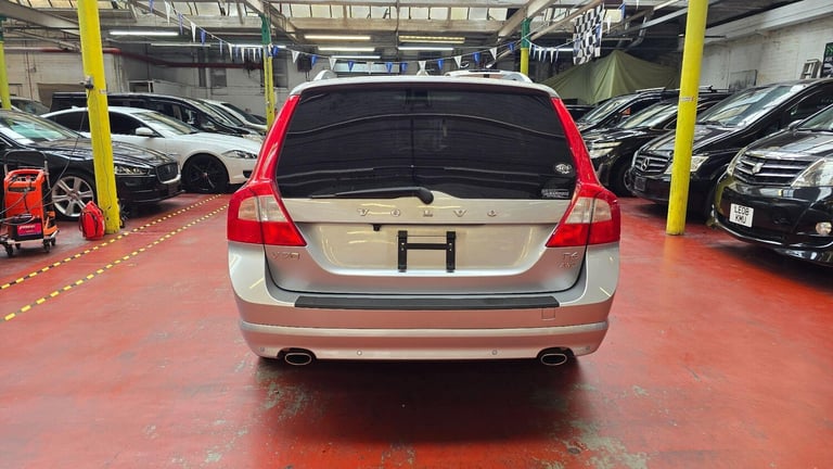  Volvo V70 3.0 T6 R-Design Geartronic AWD Petrol Automatic