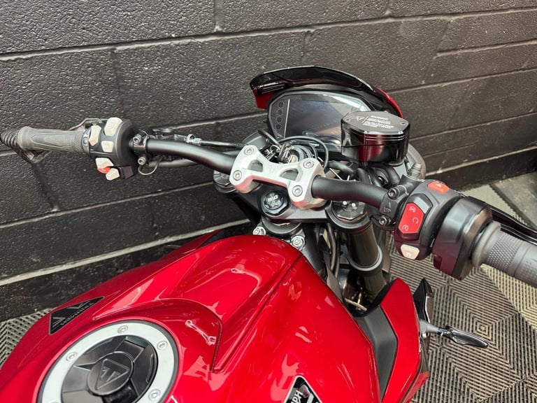 2023 Triumph Street Triple 765 765 RS X-ring Euro 5