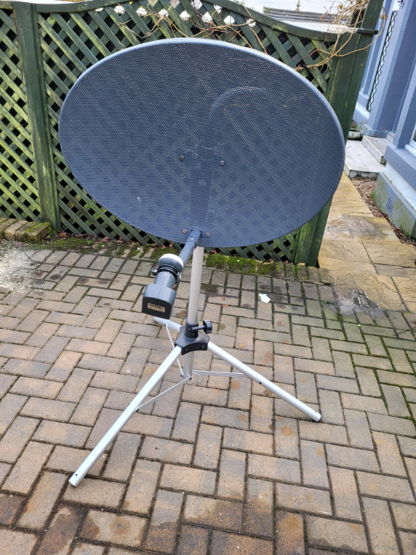 Sky satellite dish quad LNB & tripod stand kit portable camping caravan  freesat