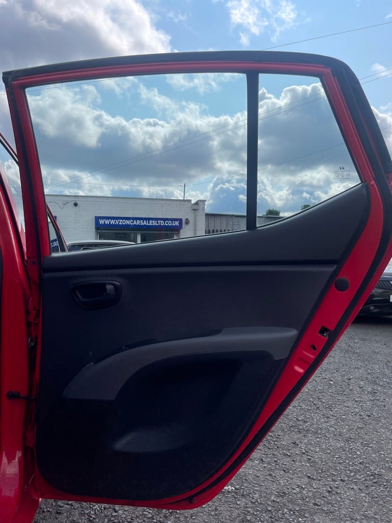 2013 Hyundai i10 ACTIVE 5-Door Petrol
