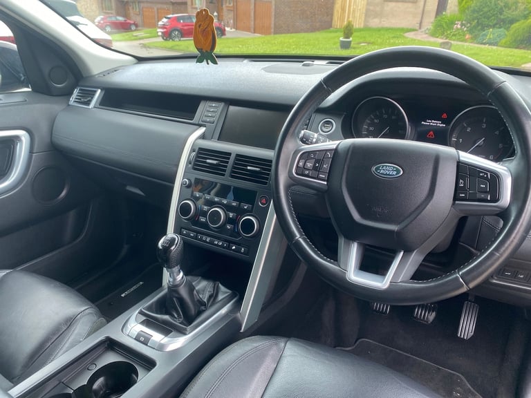 2016 Land Rover Discovery Sport TD4 SE TECH 5-Door Diesel