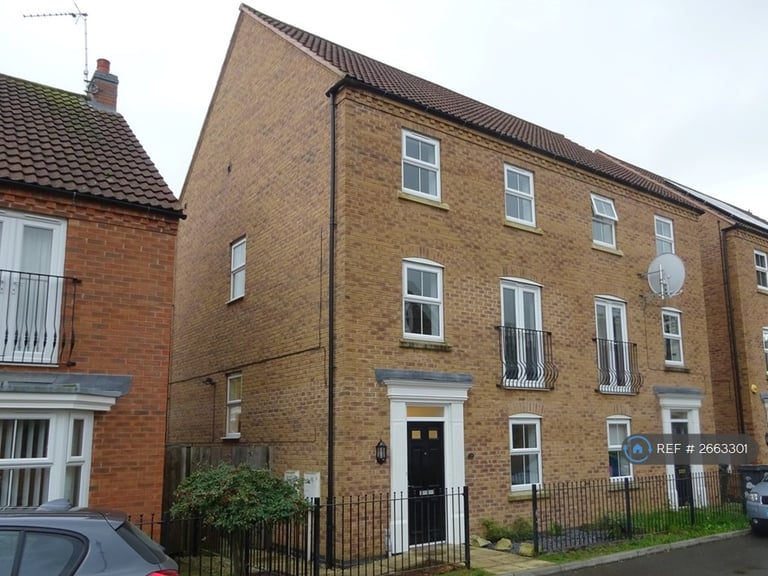 4 bedroom house in Lothian Way, Sleaford, NG34 (4 bed) (#2663301)