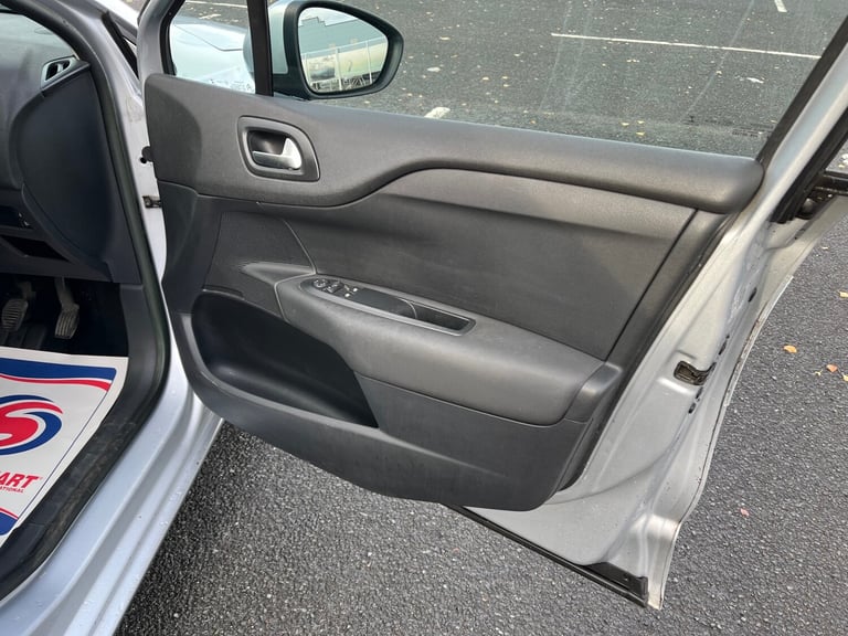 2014 Citroen C4 1.6 HDi VTR 5dr HATCHBACK Diesel Manual