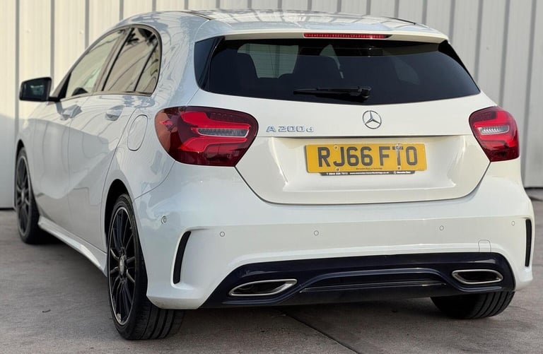 MERCEDES-BENZ A CLASS 2.1 A200d AMG Line (Premium) 7G-DCT Euro 6 (s/s) 5dr 2016