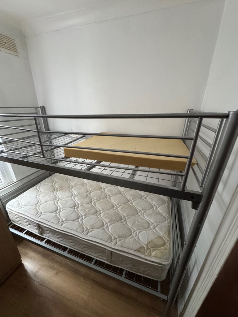 2 bedroom flat available in barking 