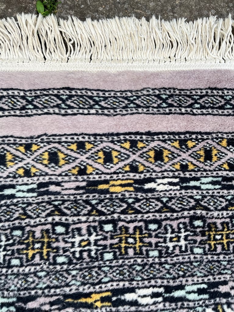 Pakistani Bokhara rug