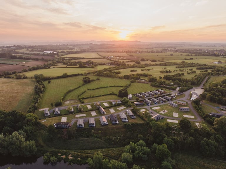 Pre-Owned Lodge for Sale – Hot Tub, Decking & More – Bredon View, Worcestershire WR10 3DY