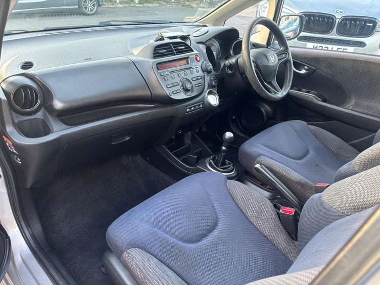 2013 Honda Jazz 1.4 i-VTEC ES Euro 5 5dr HATCHBACK Petrol Manual