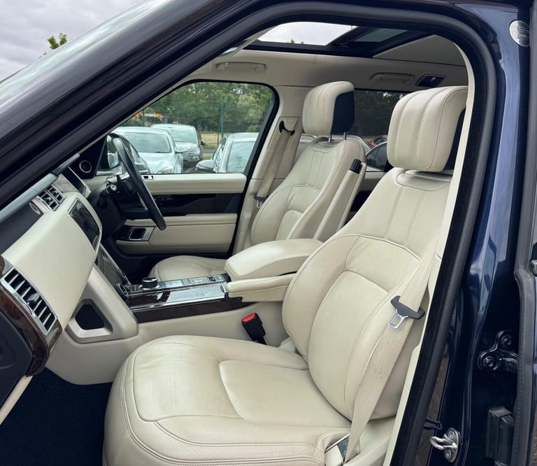 2019 Land Rover Range Rover 3.0 SD V6 Vogue SE Auto 4WD Euro 6 (s/s) 5dr ESTATE Diesel Automatic