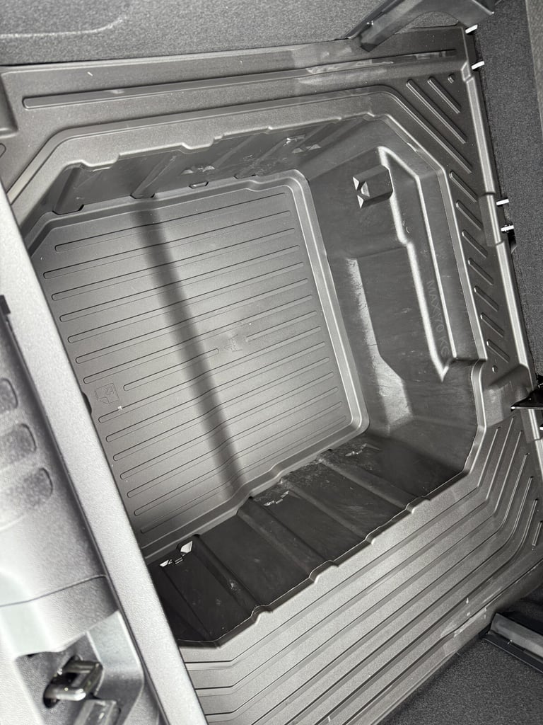 2024 Ford Puma 1.0T EcoBoost Hybrid mHEV ST 5dr DCT - Only 2,700 miles! Hatchback Petrol Automatic