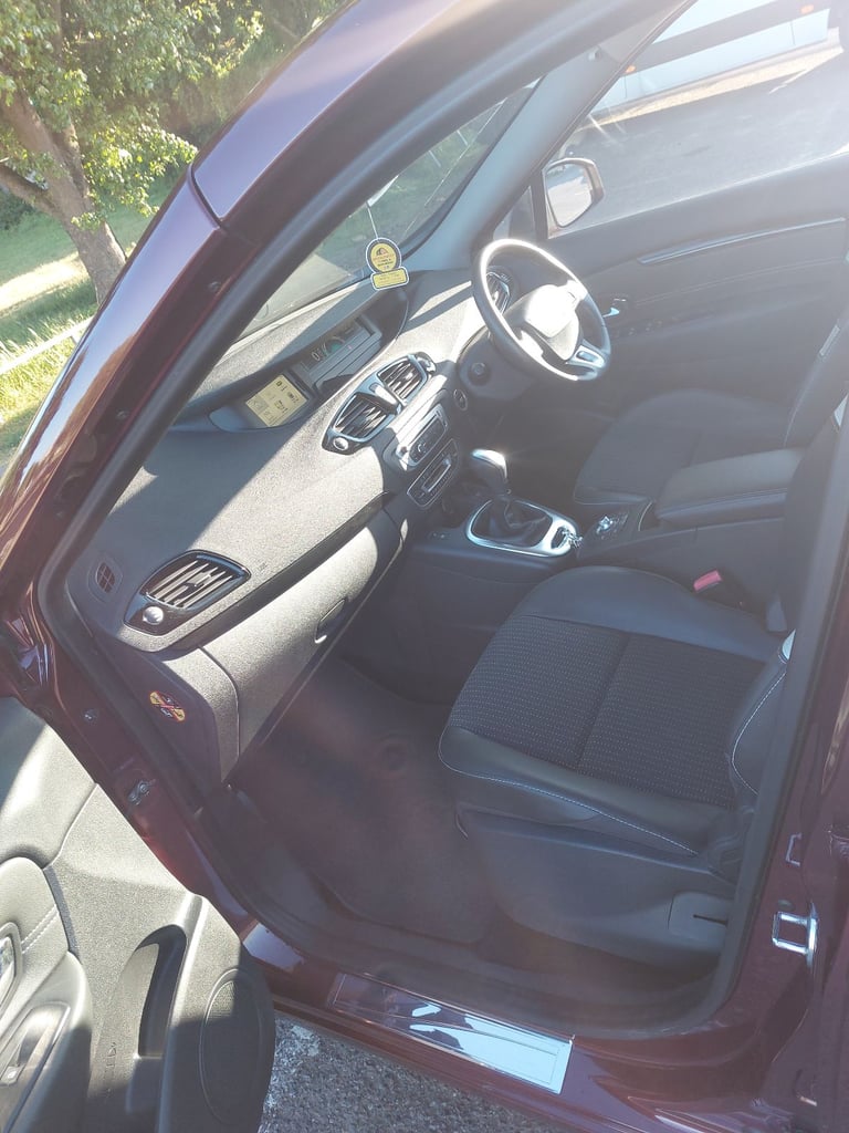 Renault, SCENIC, MPV, 2014, Semi-Auto, 1461 (cc), 5 doors