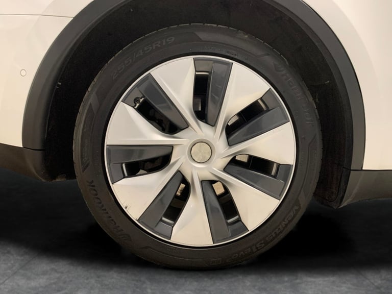 2022 Tesla Model Y (Dual Motor) Long Range SUV 5dr Electric Auto 4WDE (384 bhp) - HEATED STEER Su...