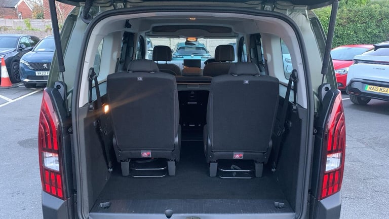 2024 Peugeot Rifter 52kWh Allure Long MPV 5dr Electric Auto (7.4kW Charger) (136 ps) MPV Electric...