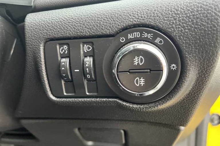 2015 Vauxhall Astra GTC 2.0 CDTi SRi Coupe 3dr Diesel Manual Euro 5 (s/s) (165 ps) Coupe Diesel M...