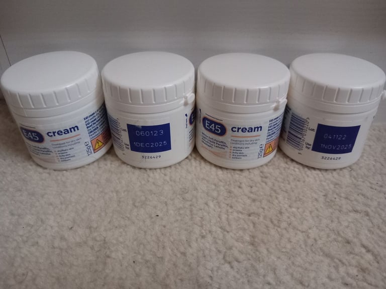 image for 4 x 125g new tubs of E45 cream. 