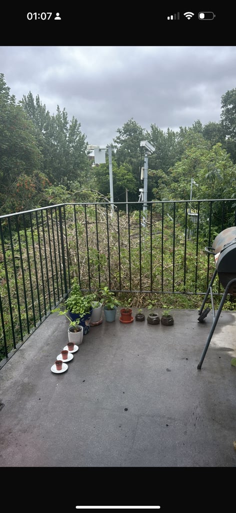 Spacious Single Room with Extra Wardrobe Space – All Bills Included – Streatham Hill