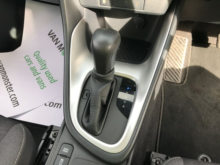 2022 Toyota Yaris 1.5 Hybrid Icon 5Dr Cvt Hatchback Hybrid Automatic
