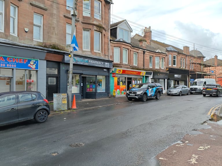 image for Double Window Shop to Let