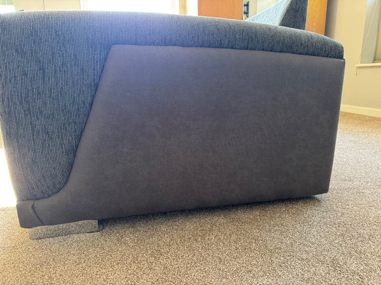 SCS luxury 2 seater large fabric with suede sofa 