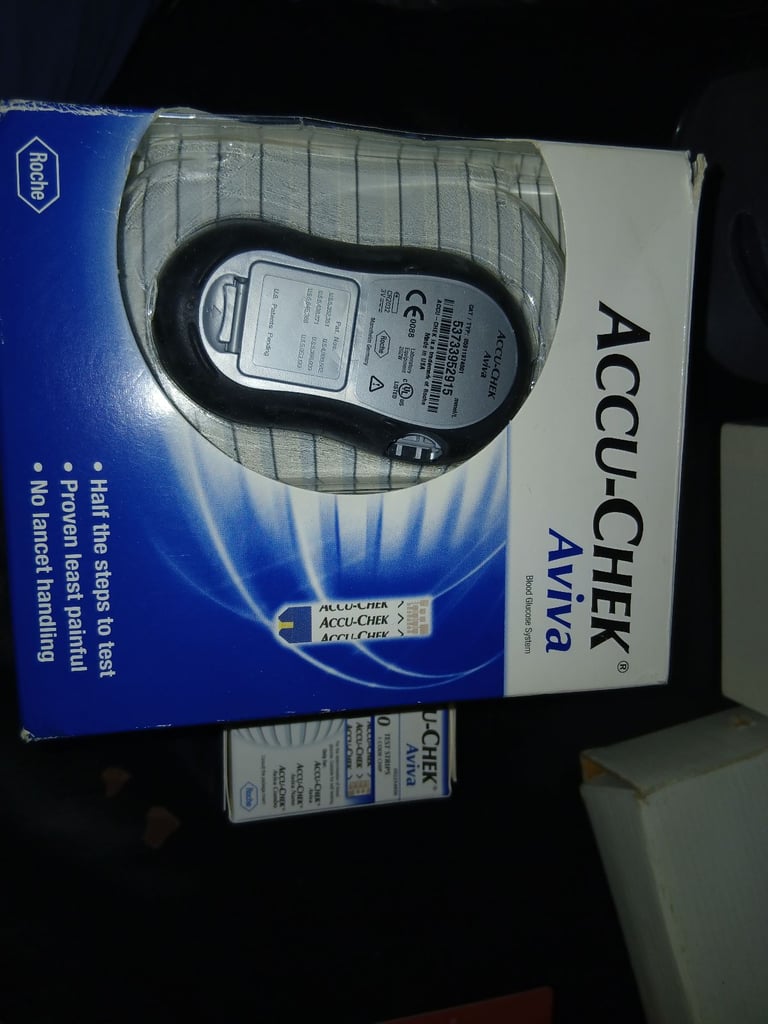 image for New accu chek aviva roch system 