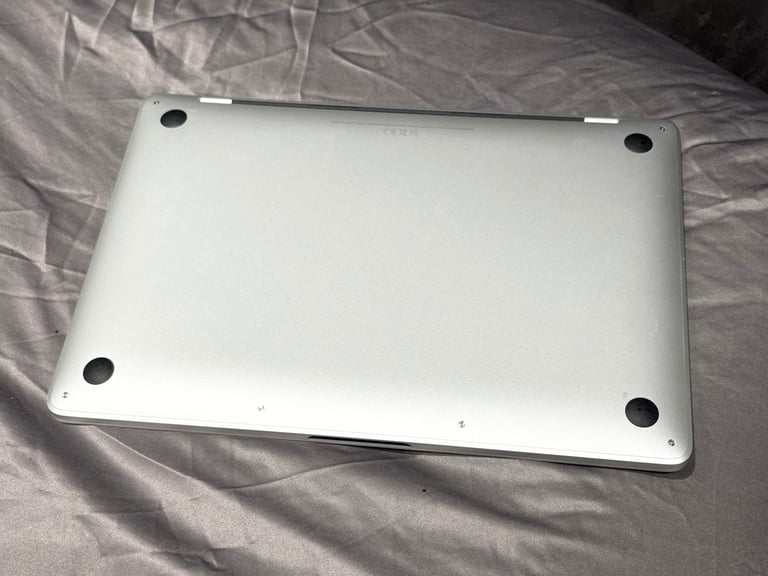 CAN DELIVER, ONLY USED FEW TIMES CYCLE 60, MACBOOK PRO 2020 13 INCH LAPTOP M1 16GB RAM, 256GB SSD 