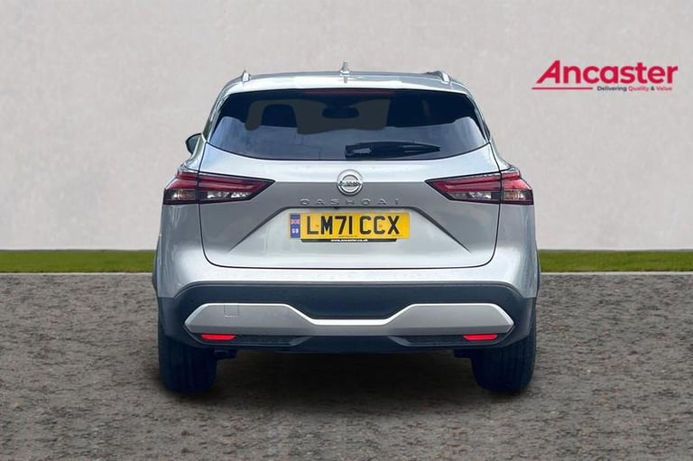 2021 Nissan Qashqai 1.3 DiG-T MH N-Connecta [Glass Roof] 5dr Manual Hatchback Petrol Manual