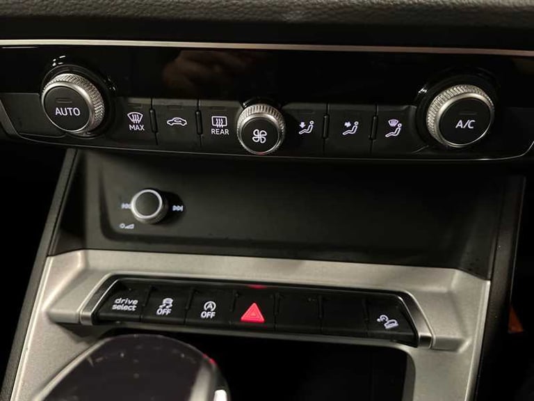 2022 Audi Q3 35 TFSI TECHNIK 5DR S TRONIC 4x4 Petrol Automatic