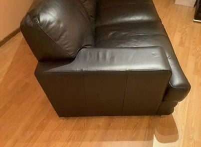 DFS FURNITURE 3-SEATER LEATHER SOFA