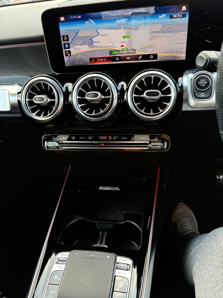 image for 2020 Mercedes-Benz GLB 1.3 GLB200 AMG Line (Premium) SUV 5dr Diesel Euro 6