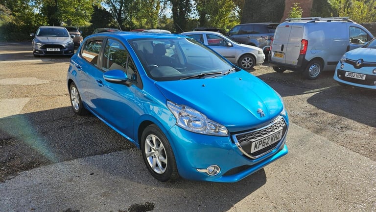 2012 Peugeot 208 1.2 VTi Active 5dr HATCHBACK Petrol Manual