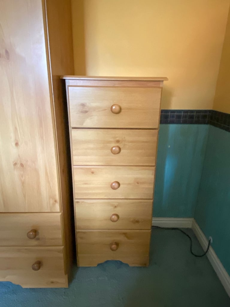 Pine Wardrobe and Chest of Drawers 