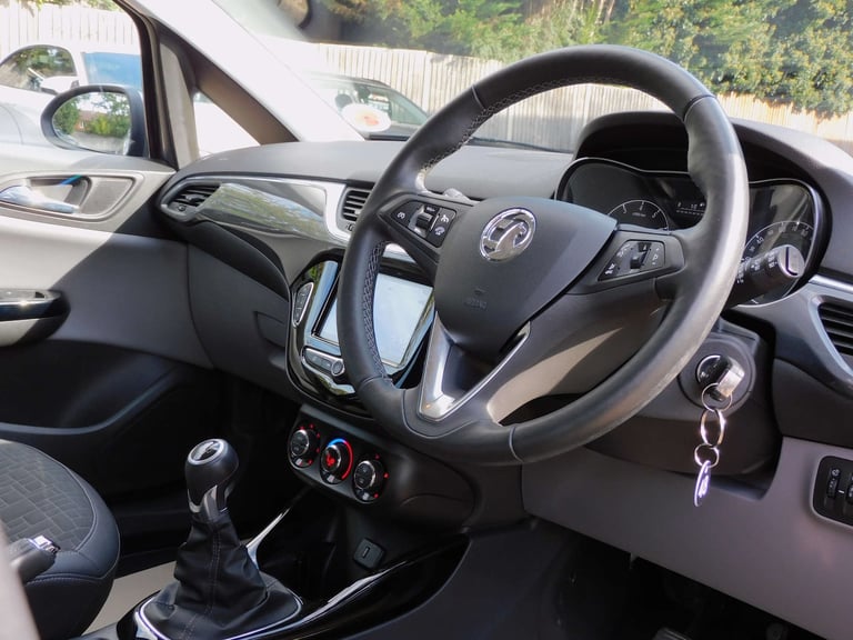 2017 Vauxhall Corsa 1.4 Corsa Diamond ecoFLEX 5dr Hatchback Petrol Manual