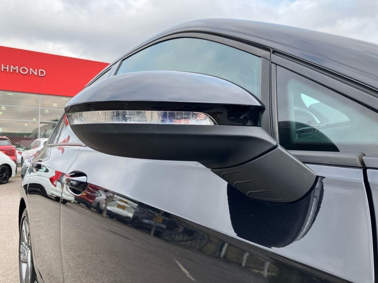 2022 Volkswagen Golf 1.5 eTSI 150 R-Line 5dr DSG HATCHBACK Petrol/Electric Hybrid Automatic